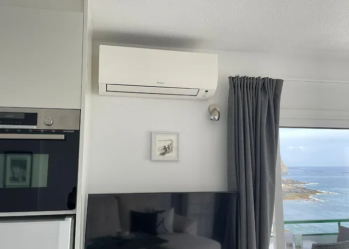 Ocean View 2 *